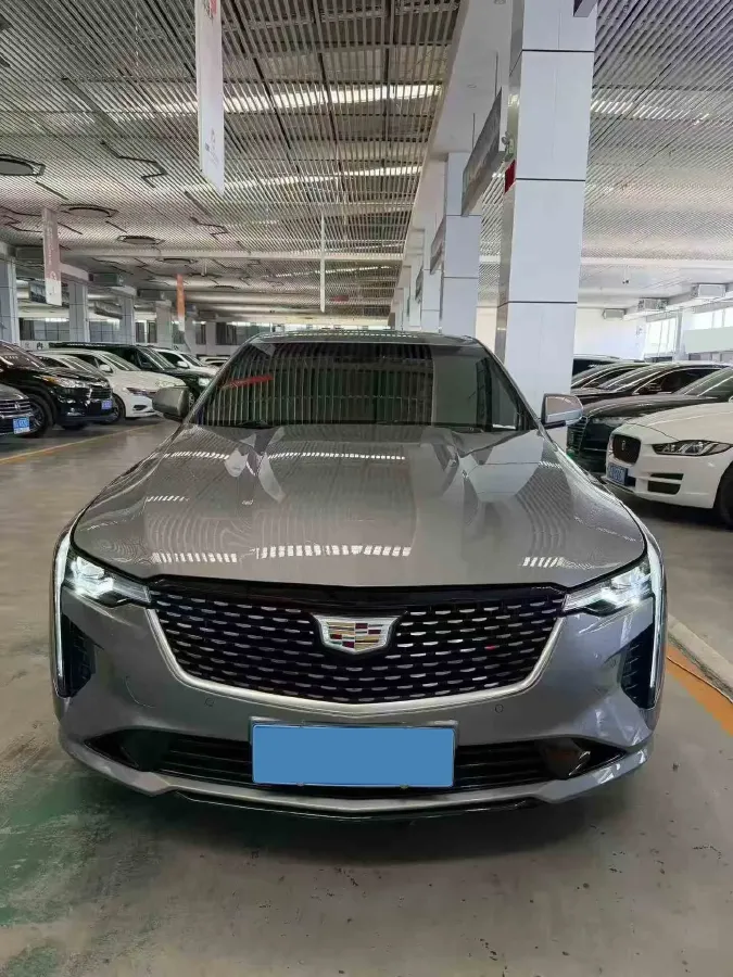 2022 Cadillac CT4 2.0T 237HP L4 8AT,autocango,china used car exporter,china ev exporter,chinese used car exporter,chinese used ev exporter