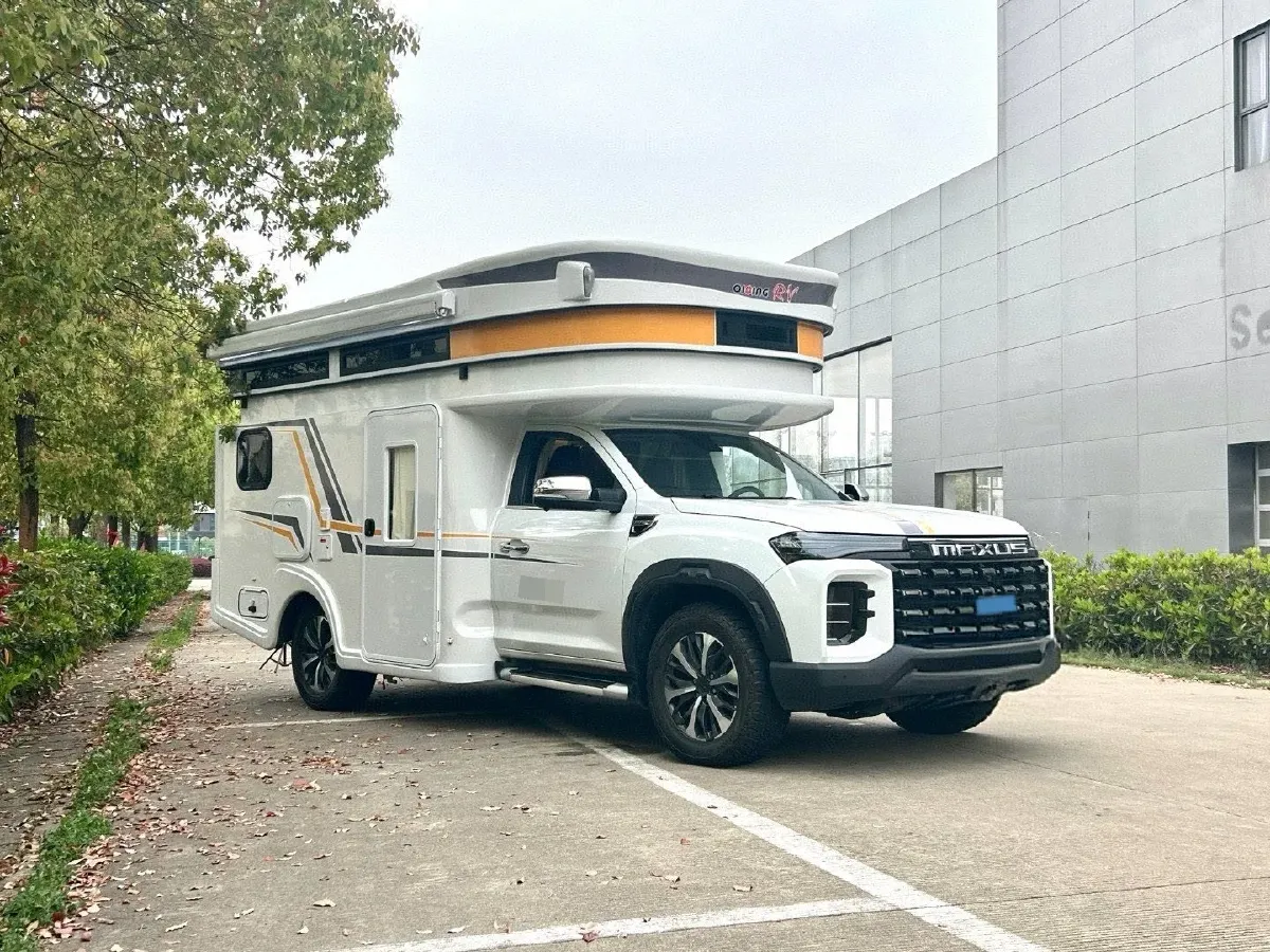 2011 Toyota Hiace 2.7L 154HP L4 4AT,autocango,china used car exporter,china ev exporter,chinese used car exporter,chinese used ev exporter