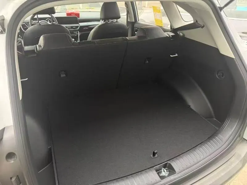 2023 Kia Seltos 1.5L 115HP L4 CVT,autocango,china used car exporter,china ev exporter,chinese used car exporter,chinese used ev exporter