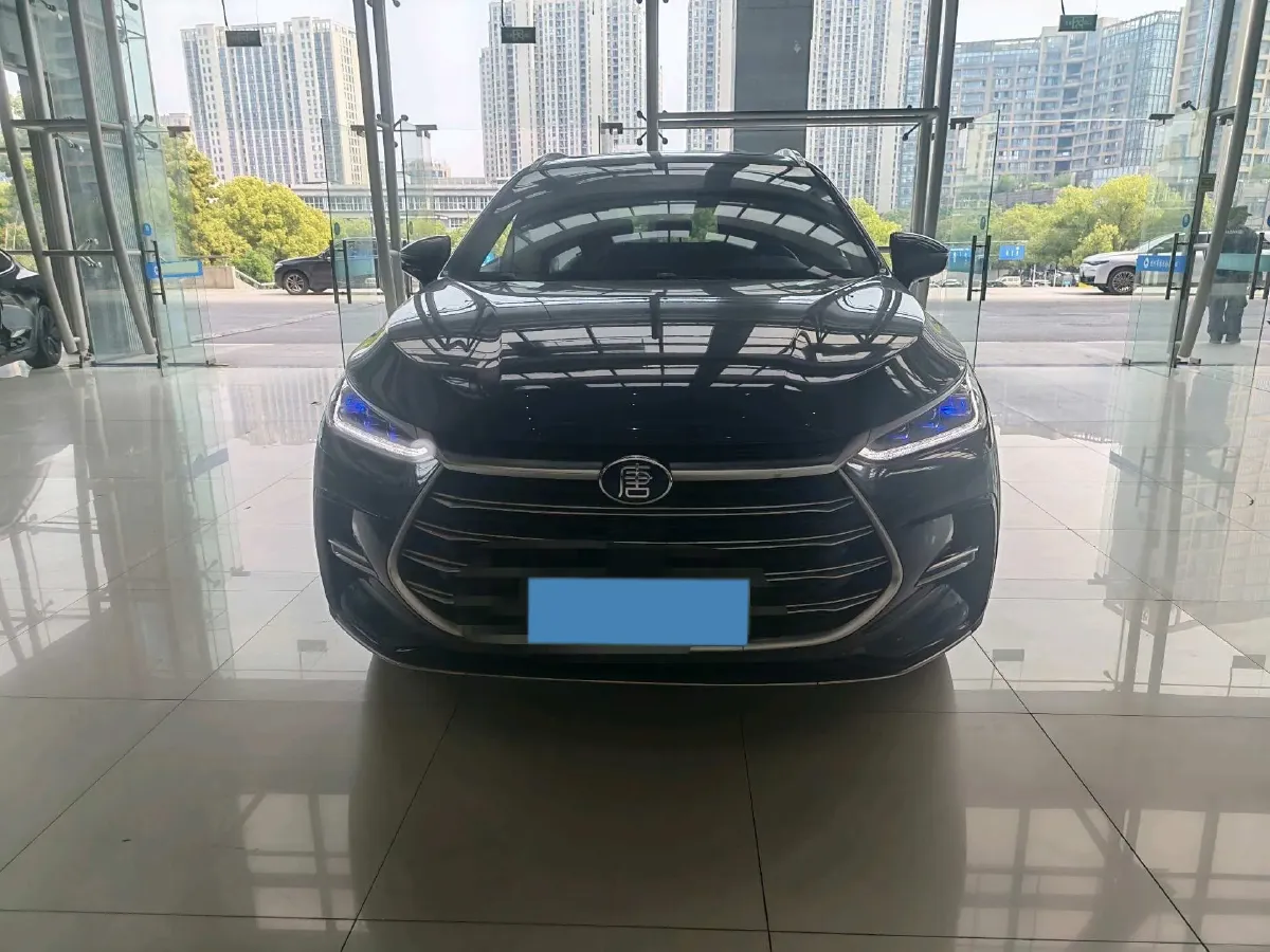 2015 BYD F3 1.5L 109HP L4 5MT,autocango,china used car exporter,china ev exporter,chinese used car exporter,chinese used ev exporter