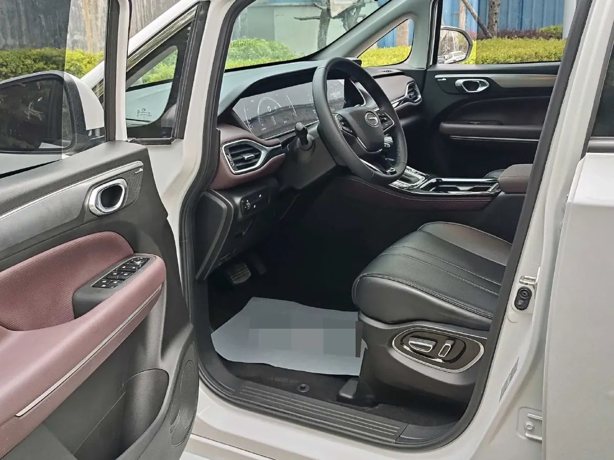 2023 GAC Trumpchi M6 1.5T 177HP L4 7DCT,autocango,china used car exporter,china ev exporter,chinese used car exporter,chinese used ev exporter