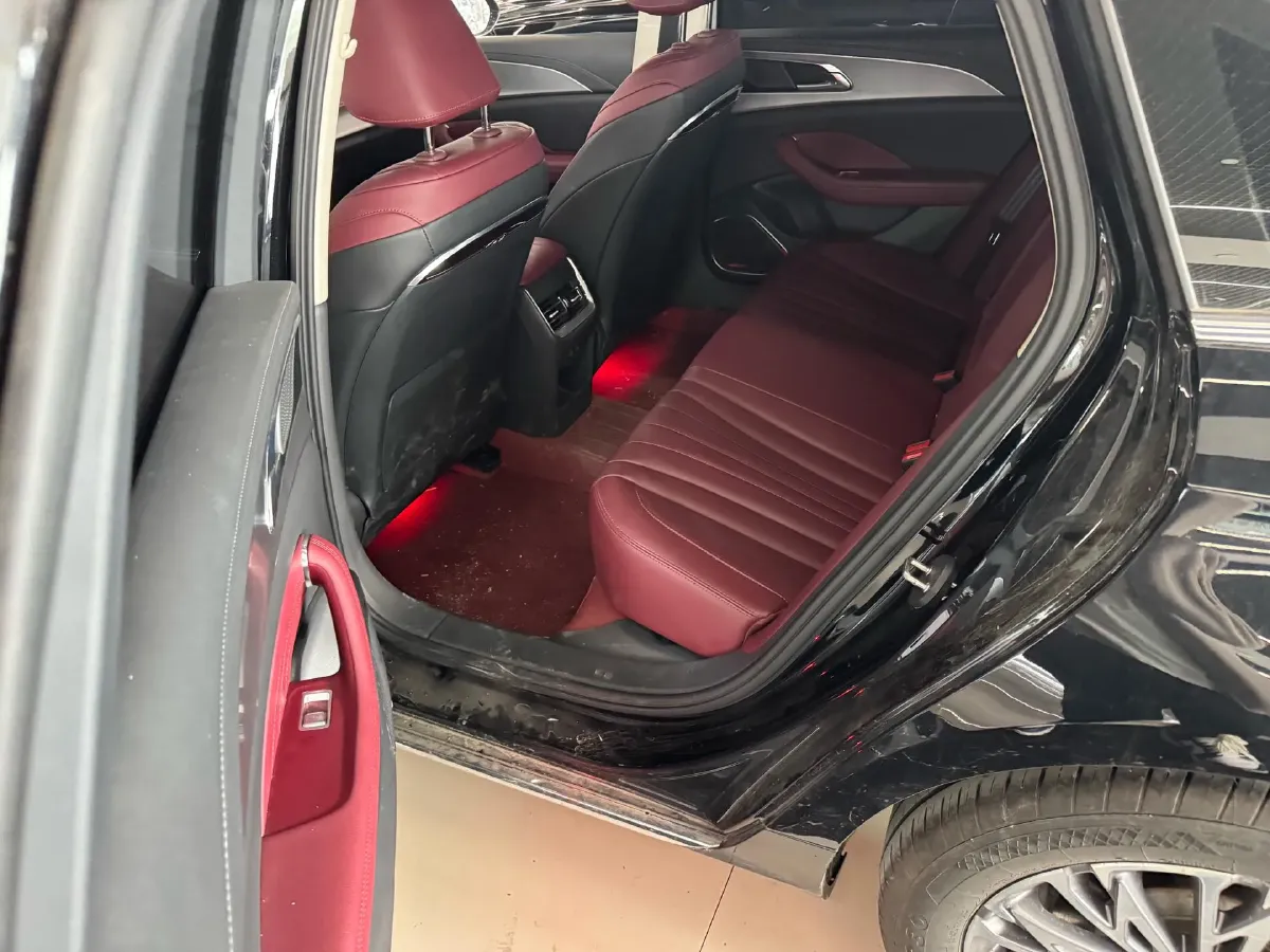 2023 HongQi H5 1.5T 169HP L4 7DCT,autocango,china used car exporter,china ev exporter,chinese used car exporter,chinese used ev exporter