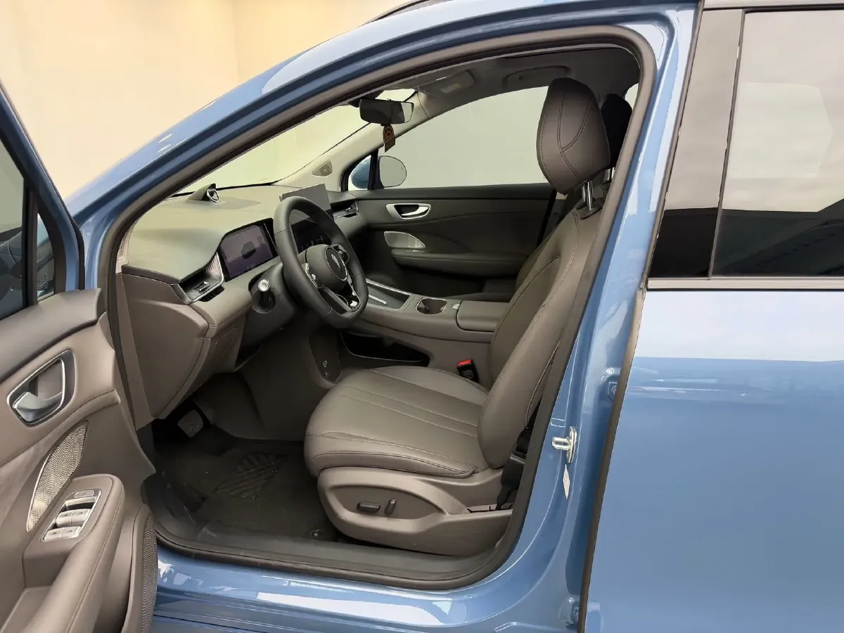 2025 HIMA Shangjie H5 BEV,autocango,china used car exporter,china ev exporter,chinese used car exporter,chinese used ev exporter