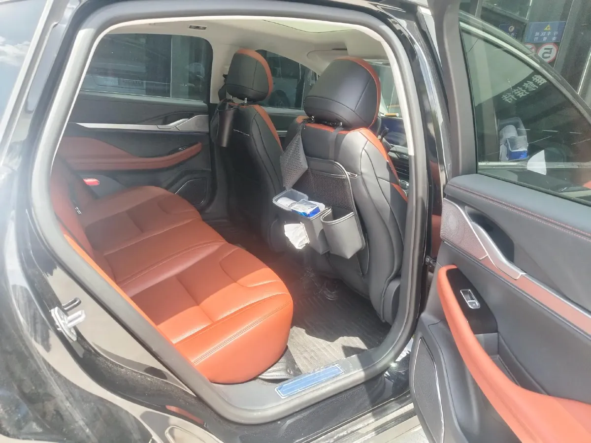 2024 Lincoln Z 2.0T 261HP L4 8AT,autocango,china used car exporter,china ev exporter,chinese used car exporter,chinese used ev exporter