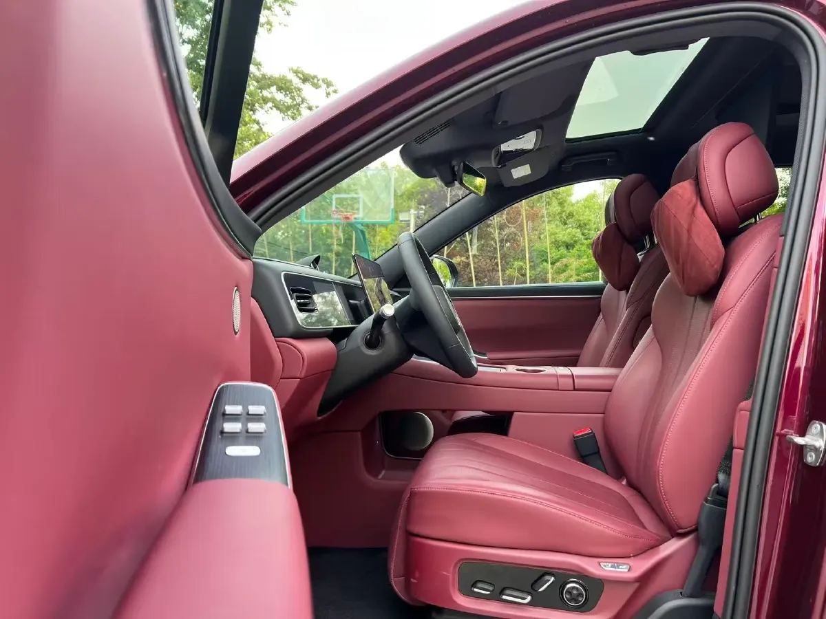 2026 AITO AITO M7 REEV 160HP REEV,autocango,china used car exporter,china ev exporter,chinese used car exporter,chinese used ev exporter