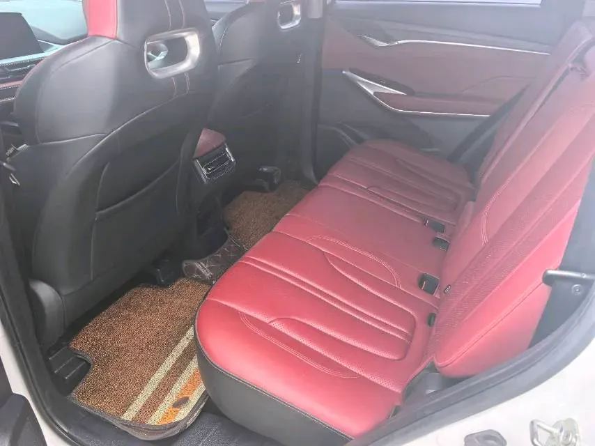 2020 ChangAn CS75 Plus 2.0T 233HP L4 8AT,autocango,china used car exporter,china ev exporter,chinese used car exporter,chinese used ev exporter