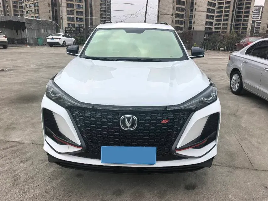 2020 ChangAn CS75 Plus 2.0T 233HP L4 8AT,autocango,china used car exporter,china ev exporter,chinese used car exporter,chinese used ev exporter