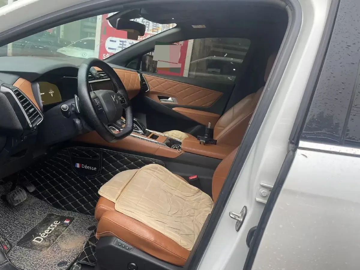 2018 DS 7 1.6T 220HP L4 8AT,autocango,china used car exporter,china ev exporter,chinese used car exporter,chinese used ev exporter