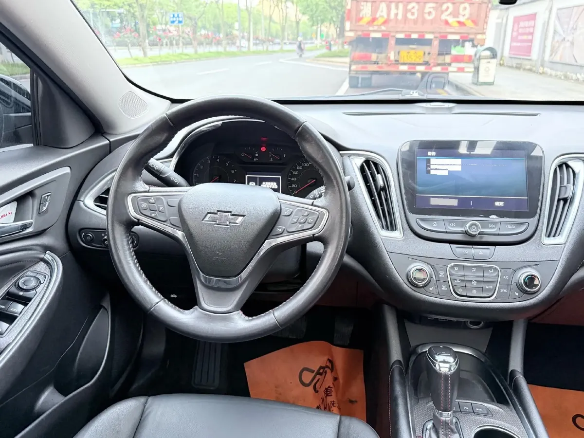 2019 Chevrolet Malibu XL 2.0T 241HP L4 9AT,autocango,china used car exporter,china ev exporter,chinese used car exporter,chinese used ev exporter