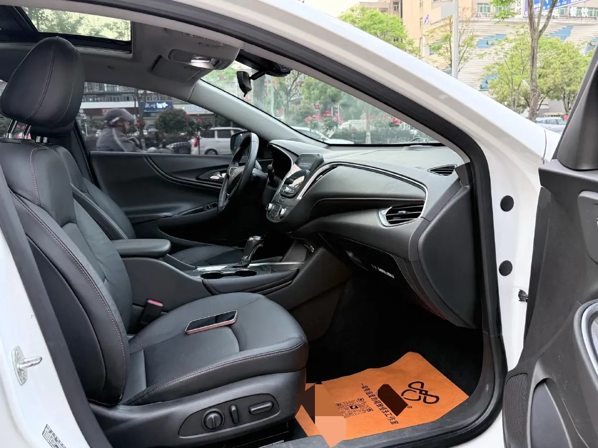 2019 Chevrolet Malibu XL 2.0T 241HP L4 9AT,autocango,china used car exporter,china ev exporter,chinese used car exporter,chinese used ev exporter