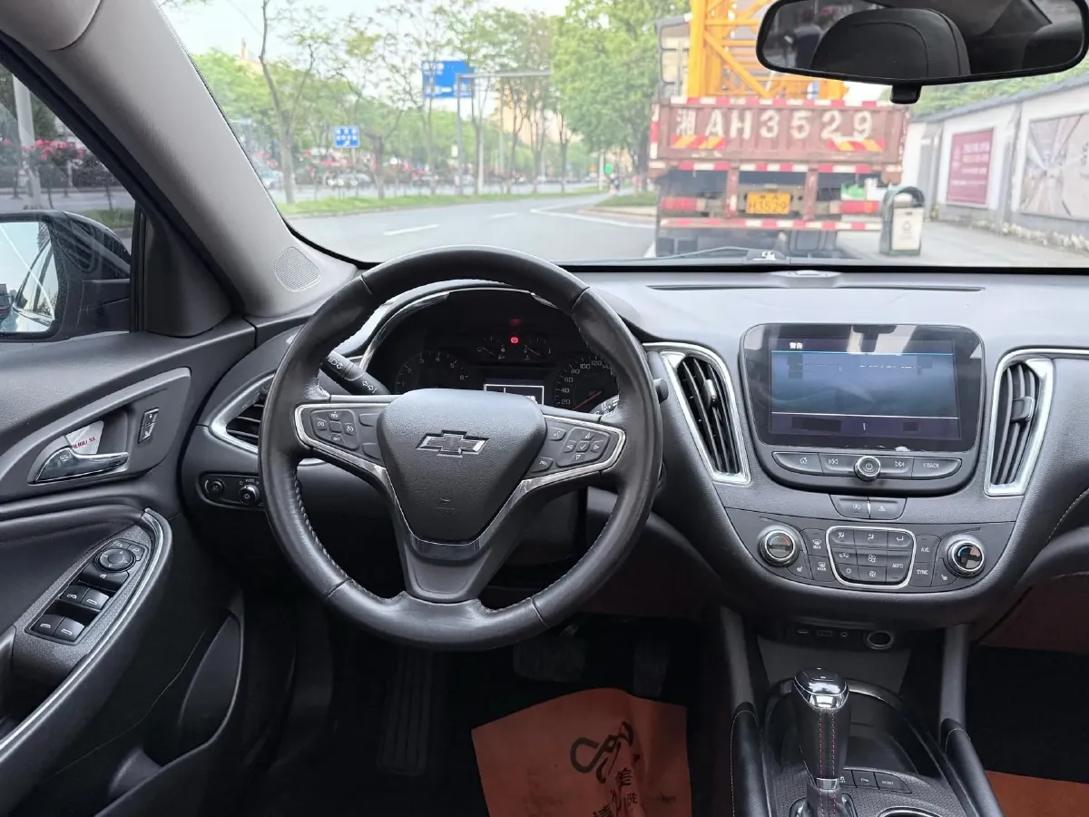 2019 Chevrolet Malibu XL 2.0T 241HP L4 9AT,autocango,china used car exporter,china ev exporter,chinese used car exporter,chinese used ev exporter