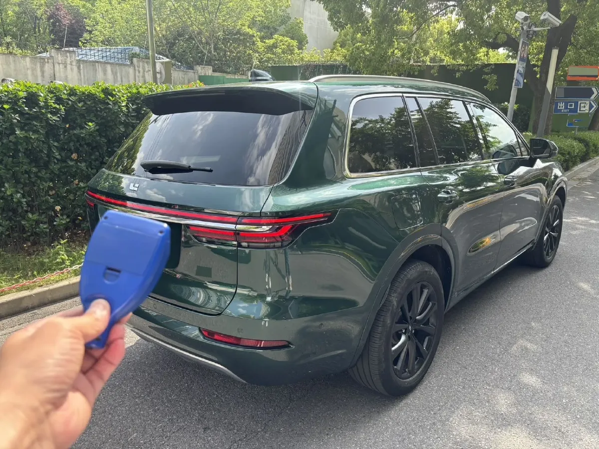 2021 Li ONE Range Extended 131HP REEV 40.5KWH,autocango,china used car exporter,china ev exporter,chinese used car exporter,chinese used ev exporter