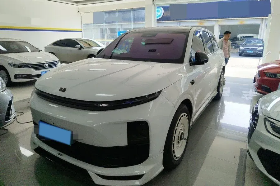 2024 Li L6 Range Extended 154HP L4 REEV 36.8KWH,autocango,china used car exporter,china ev exporter,chinese used car exporter,chinese used ev exporter