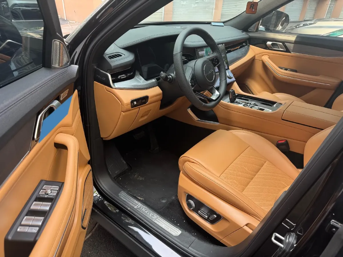 2024 LYNK&CO 09 2.0T 254HP L4 8AT,autocango,china used car exporter,china ev exporter,chinese used car exporter,chinese used ev exporter