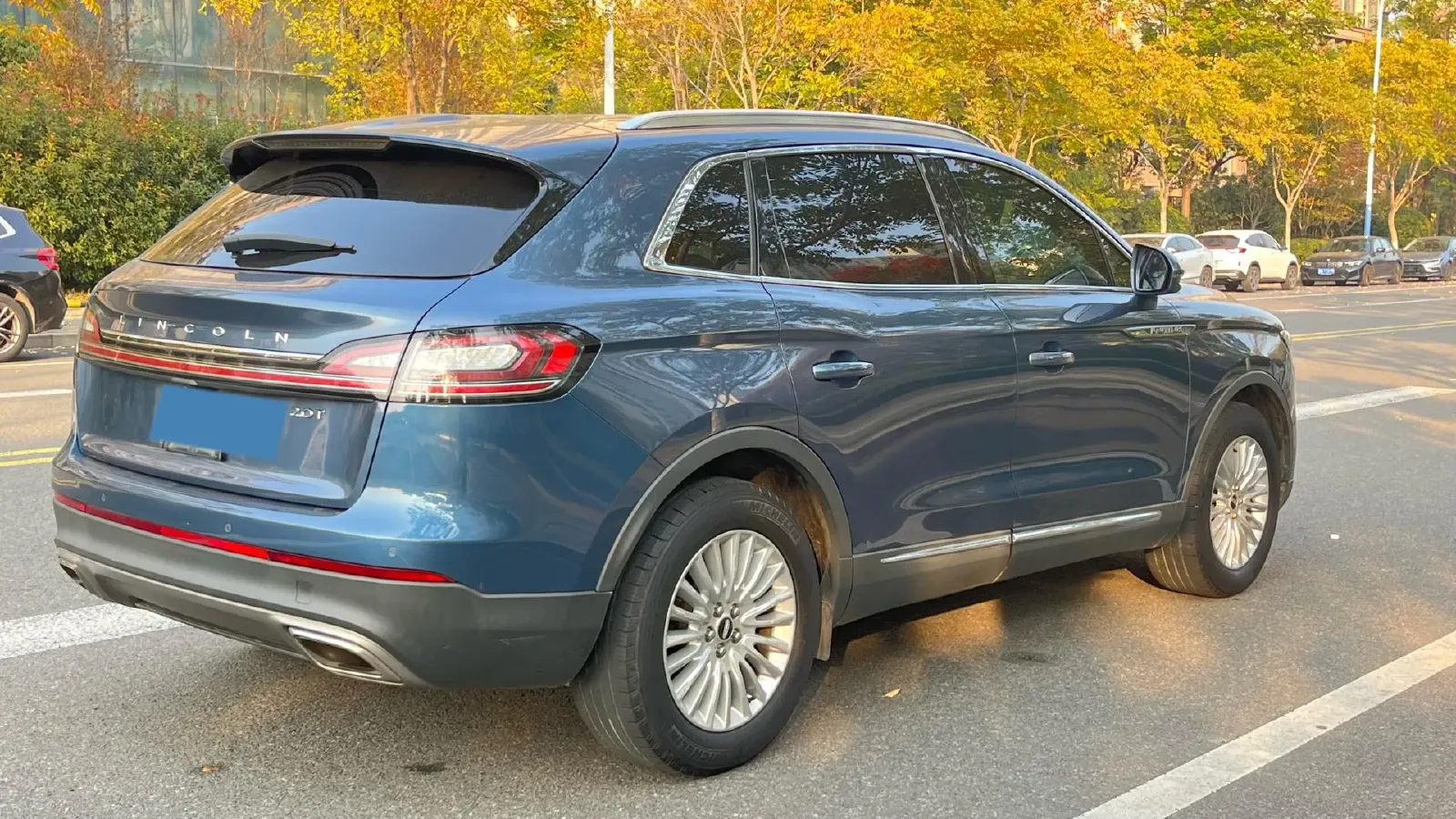 2019 Lincoln Nautilus 2.0T 235HP L4 8AT,autocango,china used car exporter,china ev exporter,chinese used car exporter,chinese used ev exporter