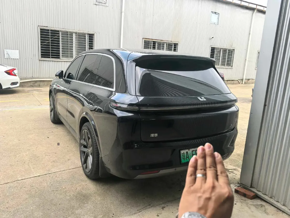 2023 Li L7 Range Extended 154HP REEV 40.9KWH,autocango,china used car exporter,china ev exporter,chinese used car exporter,chinese used ev exporter