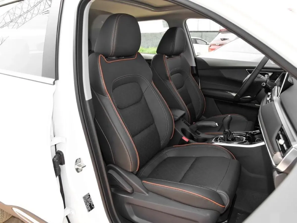 2020 Chery Tiggo 5x 1.5L 116HP L4 5MT,autocango,china used car exporter,china ev exporter,chinese used car exporter,chinese used ev exporter