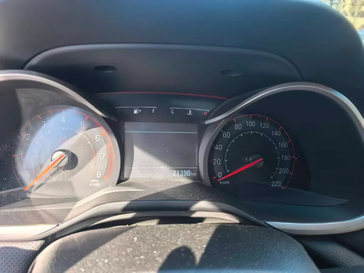 2020 Chevrolet Monza 1.3T 163HP L3 6AT,autocango,china used car exporter,china ev exporter,chinese used car exporter,chinese used ev exporter