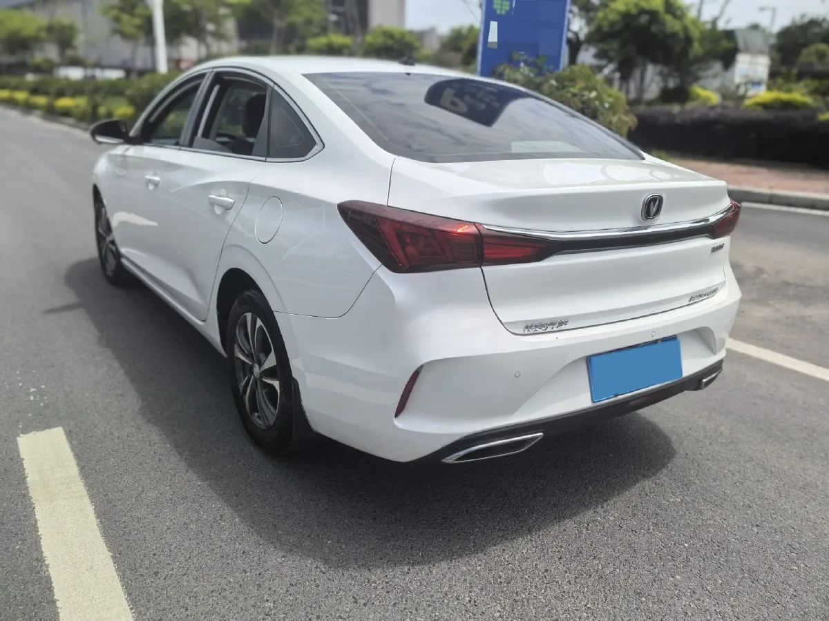 2021 ChangAn Eado 1.4T 160HP L4 7DCT,autocango,china used car exporter,china ev exporter,chinese used car exporter,chinese used ev exporter
