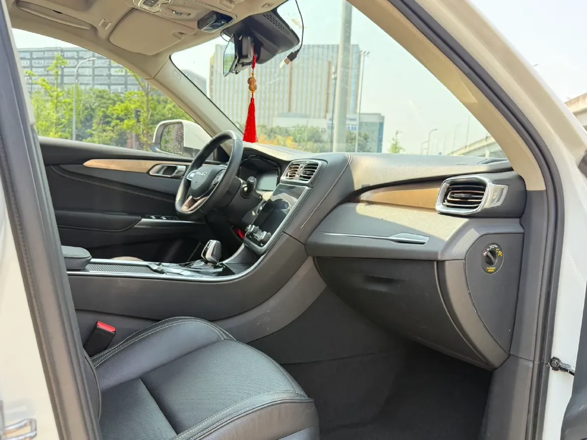 2017 Foton Sauvana 2.0T 218HP L4 6AT,autocango,china used car exporter,china ev exporter,chinese used car exporter,chinese used ev exporter