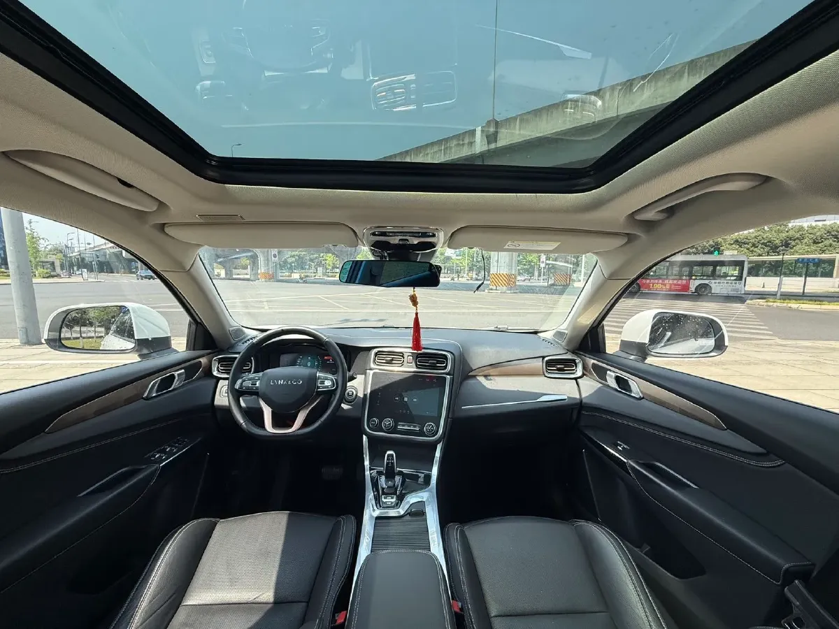 2017 Foton Sauvana 2.0T 218HP L4 6AT,autocango,china used car exporter,china ev exporter,chinese used car exporter,chinese used ev exporter