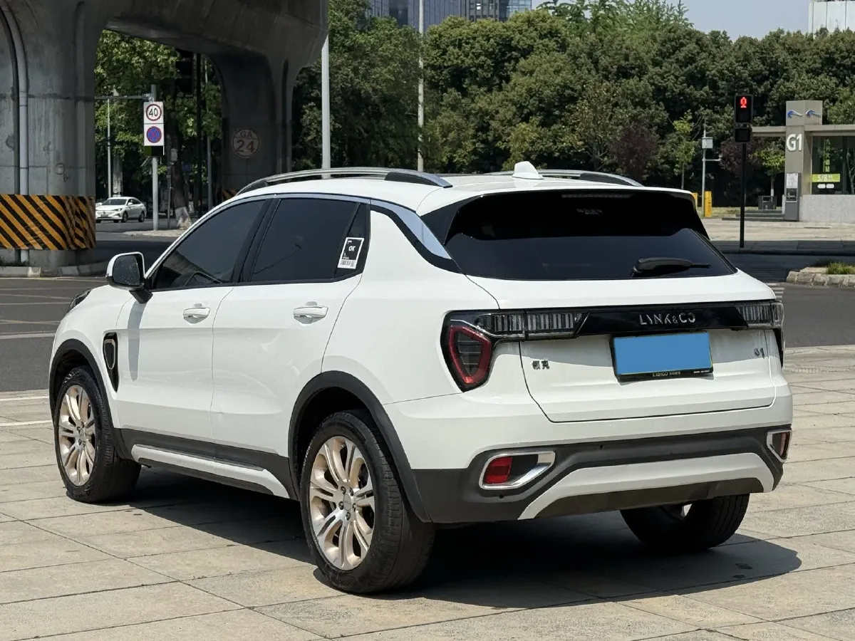 2017 Foton Sauvana 2.0T 218HP L4 6AT,autocango,china used car exporter,china ev exporter,chinese used car exporter,chinese used ev exporter