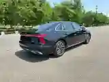 2024 HongQi H5 2.0T 224HP L4 8AT