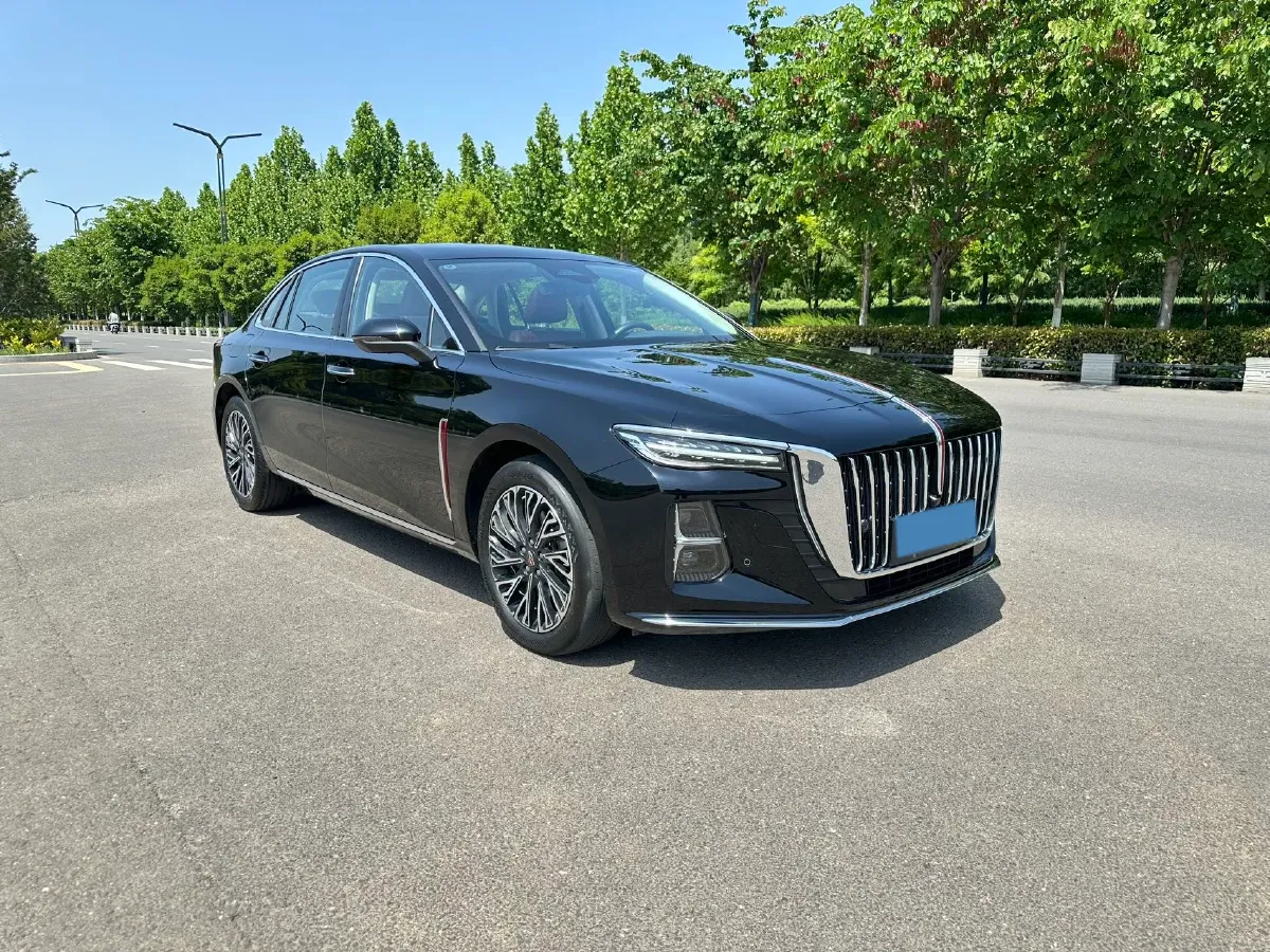 2024 HongQi H5 2.0T 224HP L4 8AT,autocango,china used car exporter,china ev exporter,chinese used car exporter,chinese used ev exporter