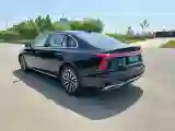 2024 HongQi H5 2.0T 224HP L4 8AT