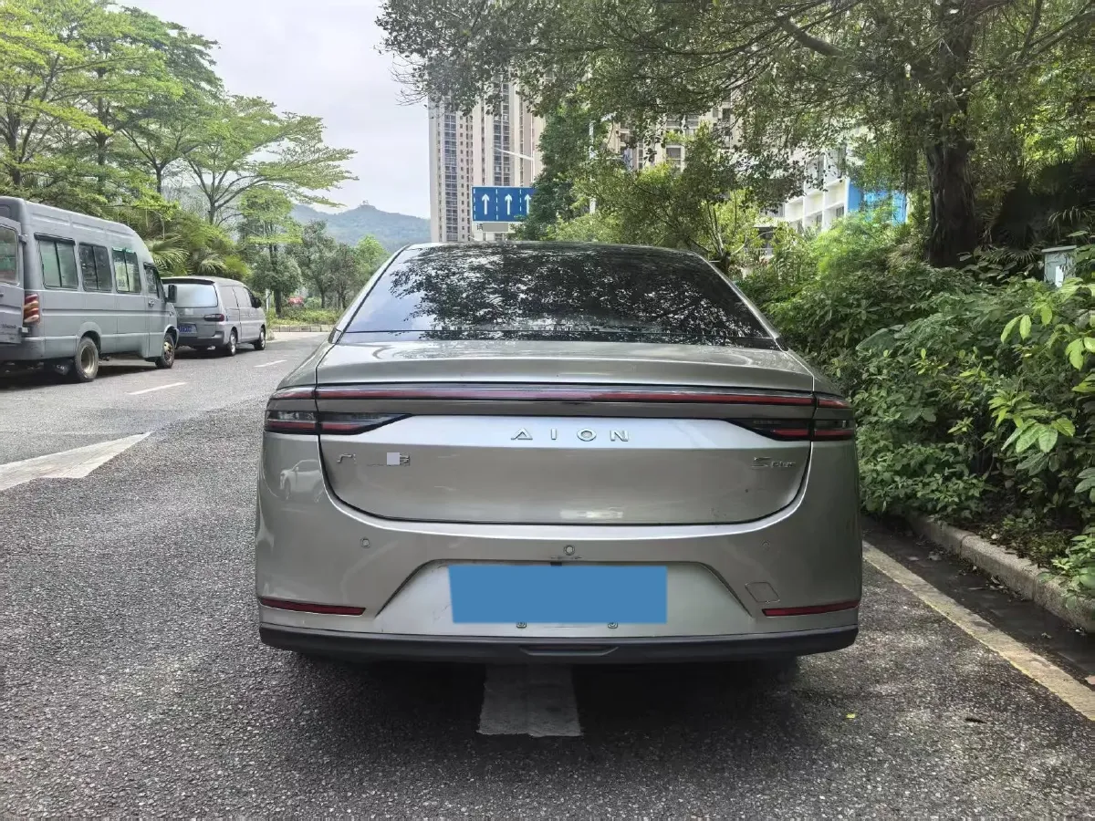 2022 ChangAn Oshan Z6 1.5T 170HP L4 6TCT PHEV 28.4KWH,autocango,china used car exporter,china ev exporter,chinese used car exporter,chinese used ev exporter