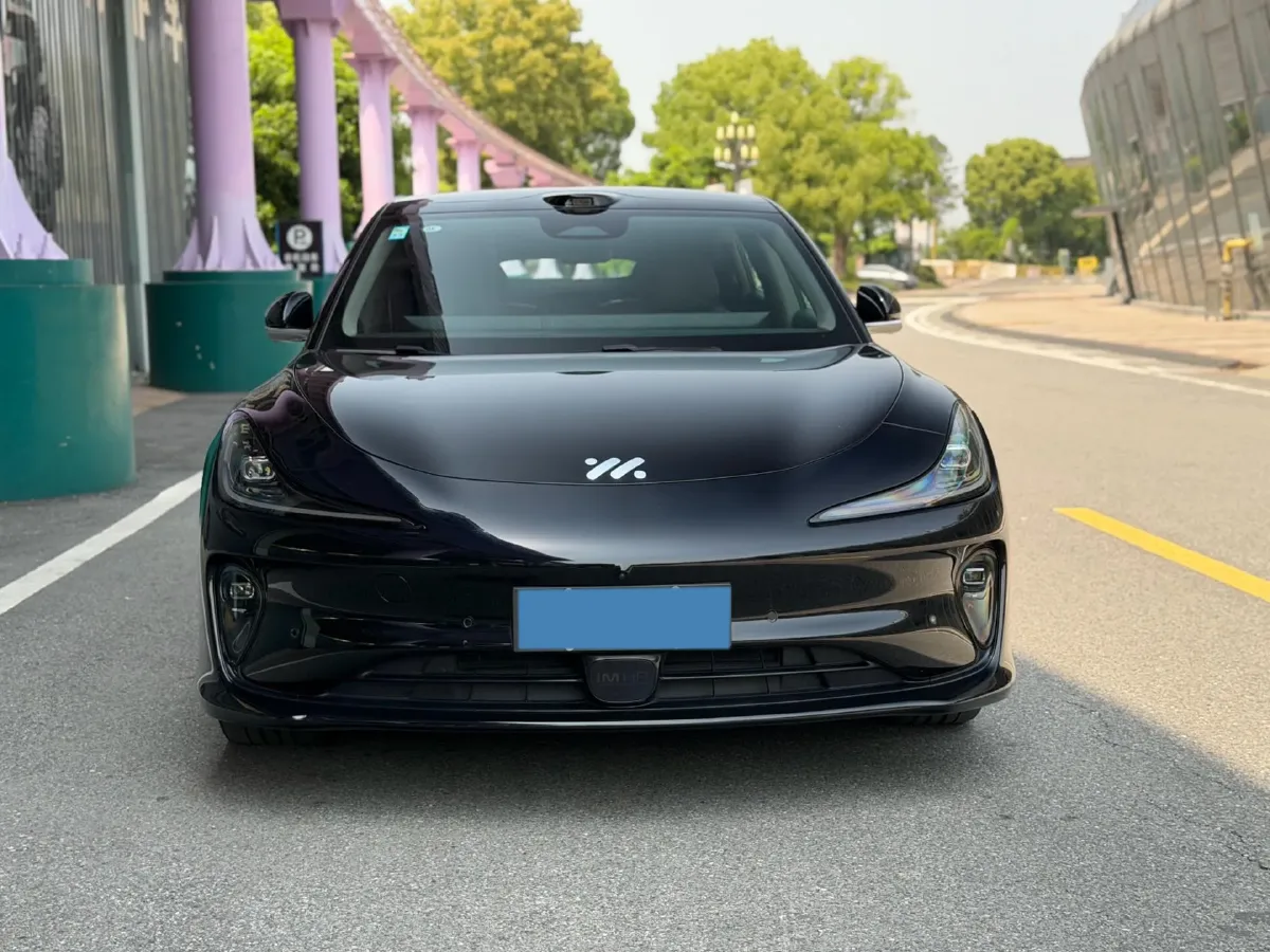 2025 IM L6 BEV,autocango,china used car exporter,china ev exporter,chinese used car exporter,chinese used ev exporter