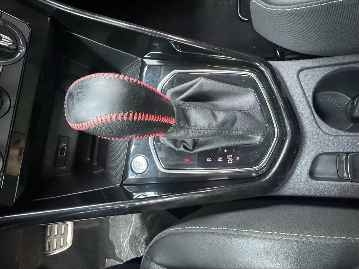 2022 Jetta VS7 1.4T 150HP L4 6AT,autocango,china used car exporter,china ev exporter,chinese used car exporter,chinese used ev exporter