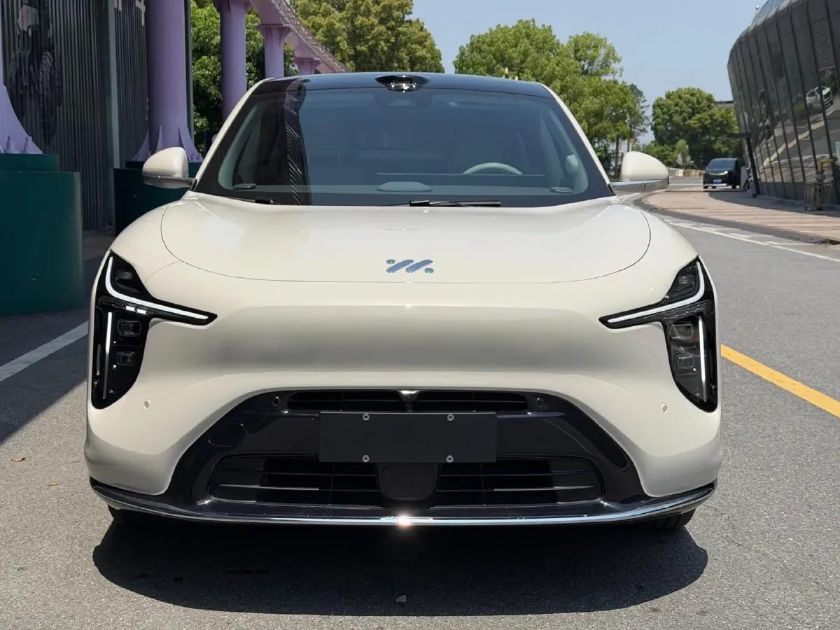 2026 IM LS6 REEV 155HP REEV,autocango,china used car exporter,china ev exporter,chinese used car exporter,chinese used ev exporter