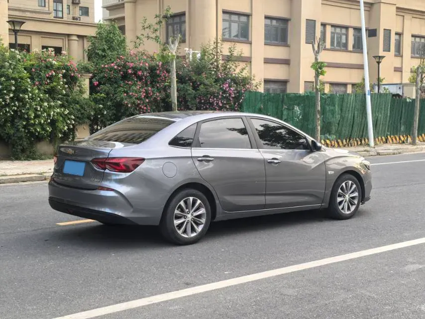2022 Chevrolet Monza 1.5L 113HP L4 6AT,autocango,china used car exporter,china ev exporter,chinese used car exporter,chinese used ev exporter