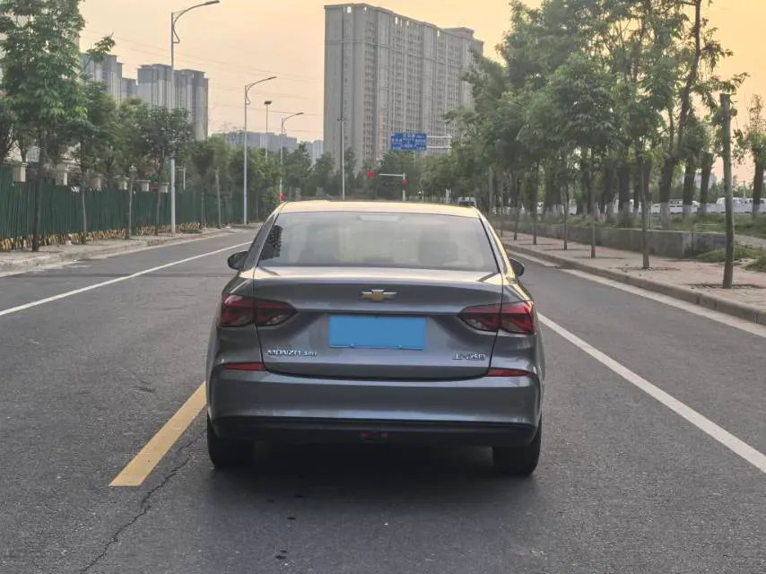 2022 Chevrolet Monza 1.5L 113HP L4 6AT,autocango,china used car exporter,china ev exporter,chinese used car exporter,chinese used ev exporter