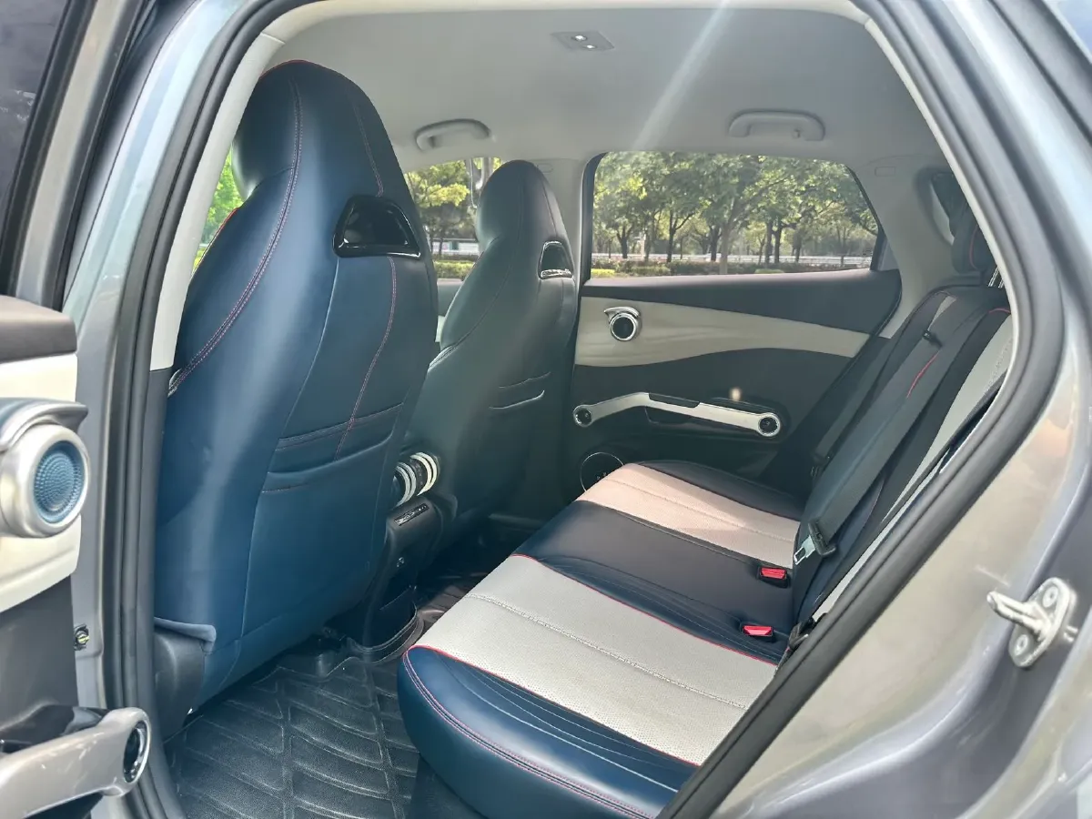 2022 Hycan Z03 BEV 64.23KWH,autocango,china used car exporter,china ev exporter,chinese used car exporter,chinese used ev exporter