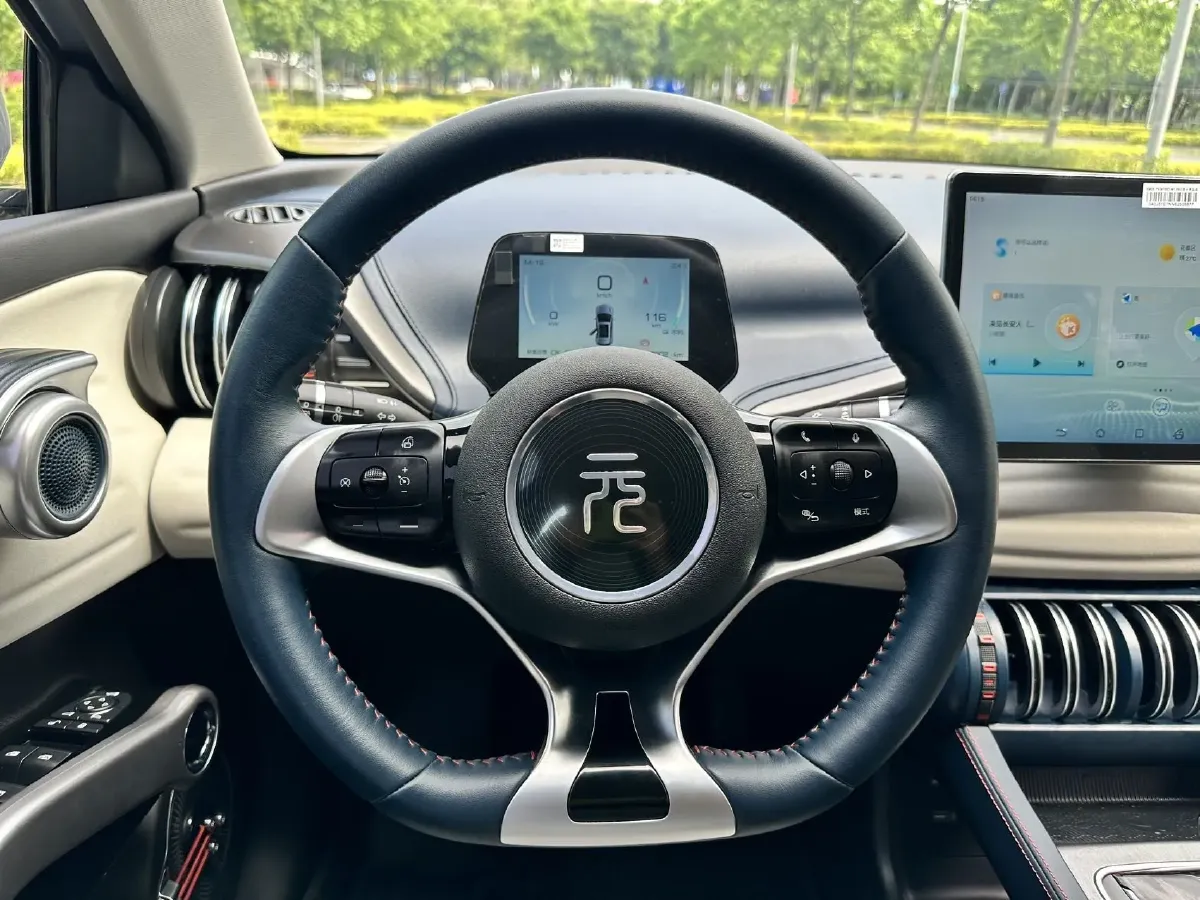 2022 Hycan Z03 BEV 64.23KWH,autocango,china used car exporter,china ev exporter,chinese used car exporter,chinese used ev exporter