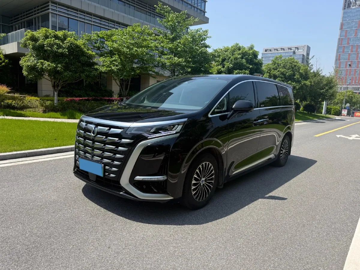 2022 HongQi HS7 3.0T 337HP V6 8AT,autocango,china used car exporter,china ev exporter,chinese used car exporter,chinese used ev exporter