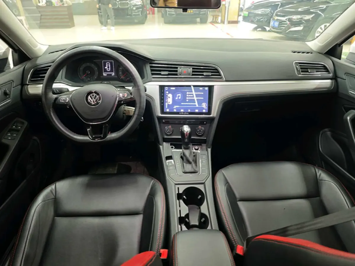 2024 MI SU7 BEV 73.6KWH,autocango,china used car exporter,china ev exporter,chinese used car exporter,chinese used ev exporter