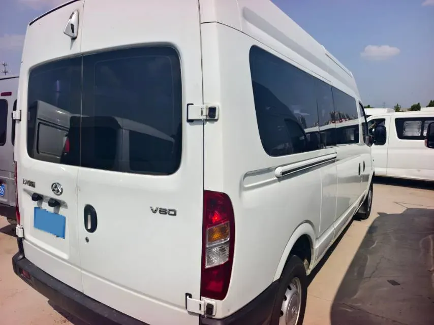 2020 MAXUS XinTu V80 2.5T 136HP L4 6MT,autocango,china used car exporter,china ev exporter,chinese used car exporter,chinese used ev exporter