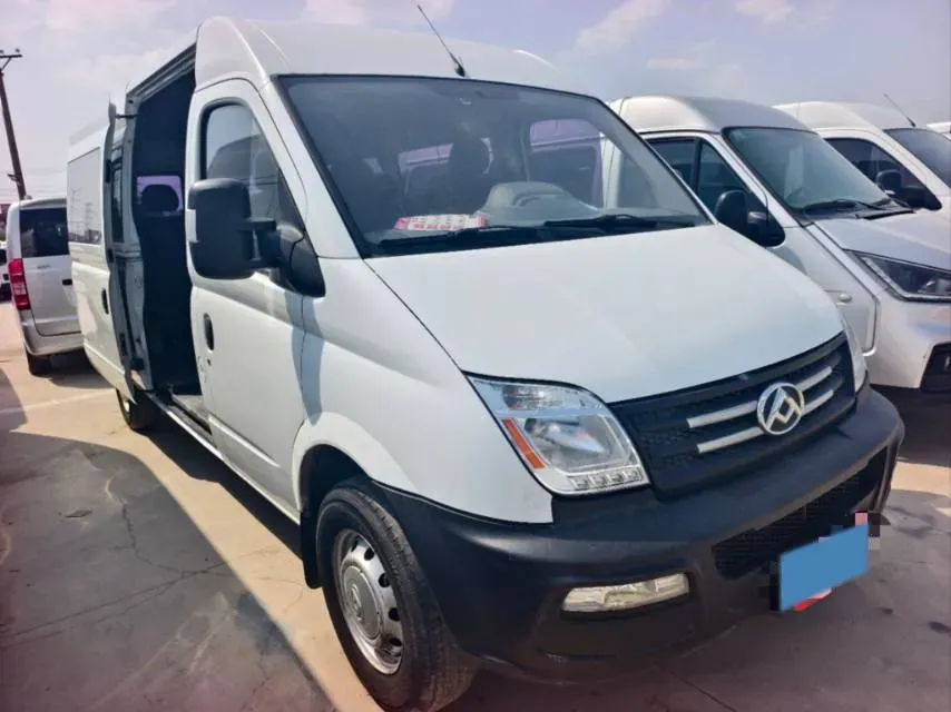 2020 MAXUS XinTu V80 2.5T 136HP L4 6MT,autocango,china used car exporter,china ev exporter,chinese used car exporter,chinese used ev exporter