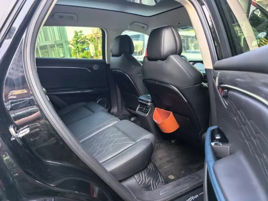 2021 Voyah FREE Range Extended 109HP REEV 33KWH,autocango,china used car exporter,china ev exporter,chinese used car exporter,chinese used ev exporter