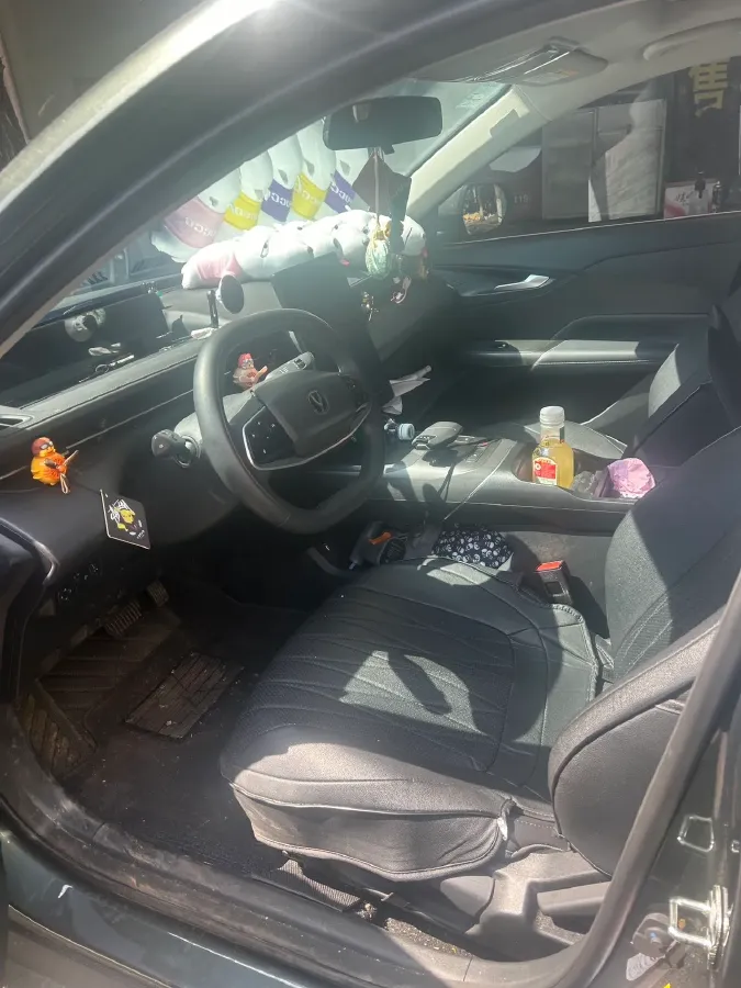 2023 ChangAn Oshan Z6 1.5T 188HP L4 7DCT,autocango,china used car exporter,china ev exporter,chinese used car exporter,chinese used ev exporter