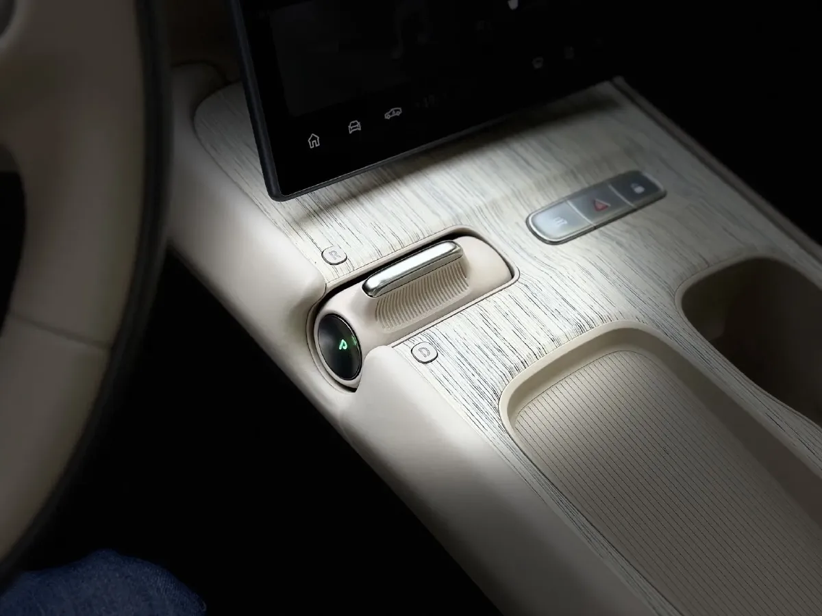 2021 Volkswagen ID.6 Crozz BEV 84.8KWH,autocango,china used car exporter,china ev exporter,chinese used car exporter,chinese used ev exporter