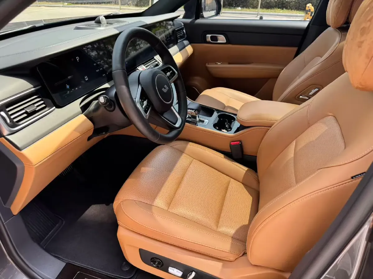 2021 Li ONE Range Extended 131HP REEV 40.5KWH,autocango,china used car exporter,china ev exporter,chinese used car exporter,chinese used ev exporter