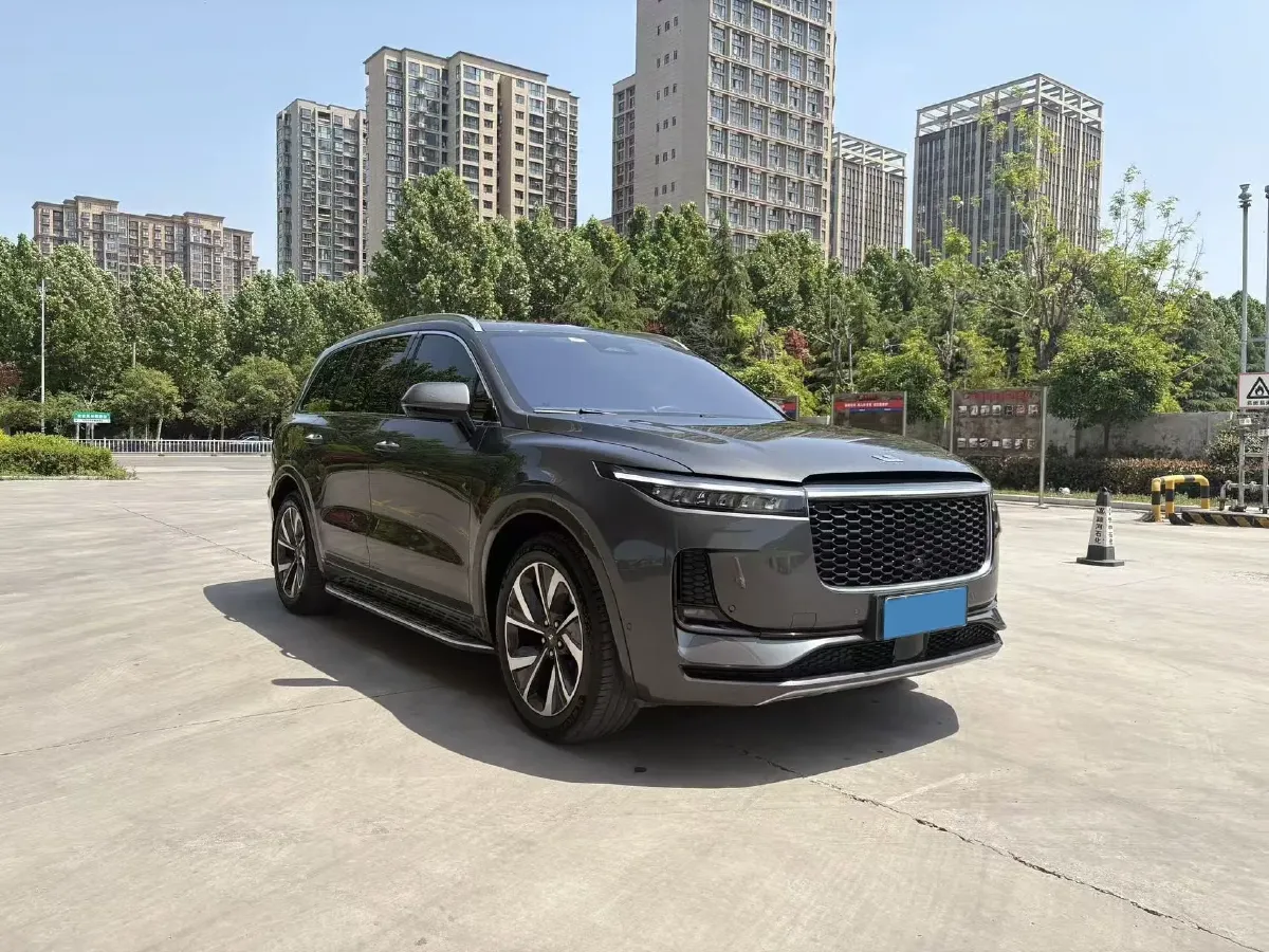 2021 Li ONE Range Extended 131HP REEV 40.5KWH,autocango,china used car exporter,china ev exporter,chinese used car exporter,chinese used ev exporter
