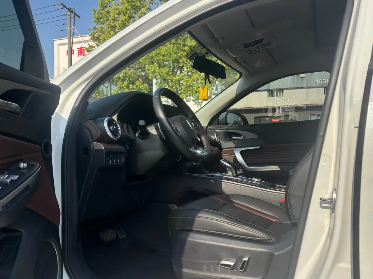 2021 WEY VV5 1.5T 171HP L4 7DCT,autocango,china used car exporter,china ev exporter,chinese used car exporter,chinese used ev exporter