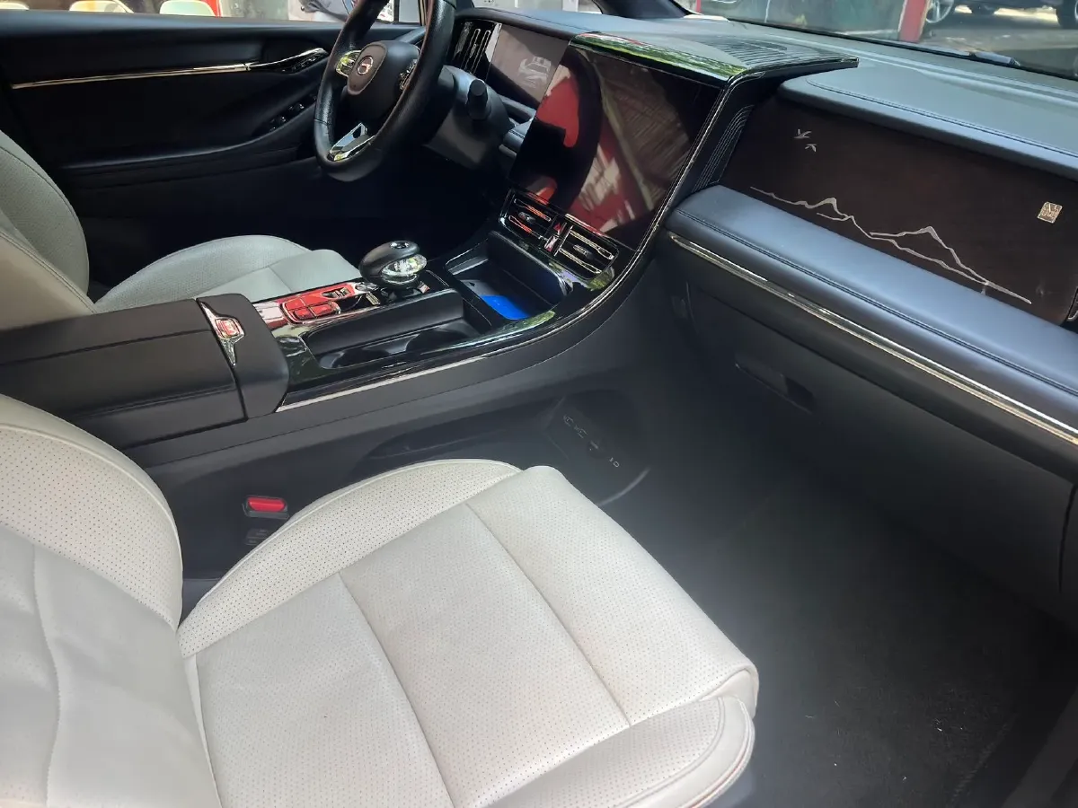 2023 GAC Trumpchi M8 2.0T 190HP L4 E-CVT Hybrid,autocango,china used car exporter,china ev exporter,chinese used car exporter,chinese used ev exporter