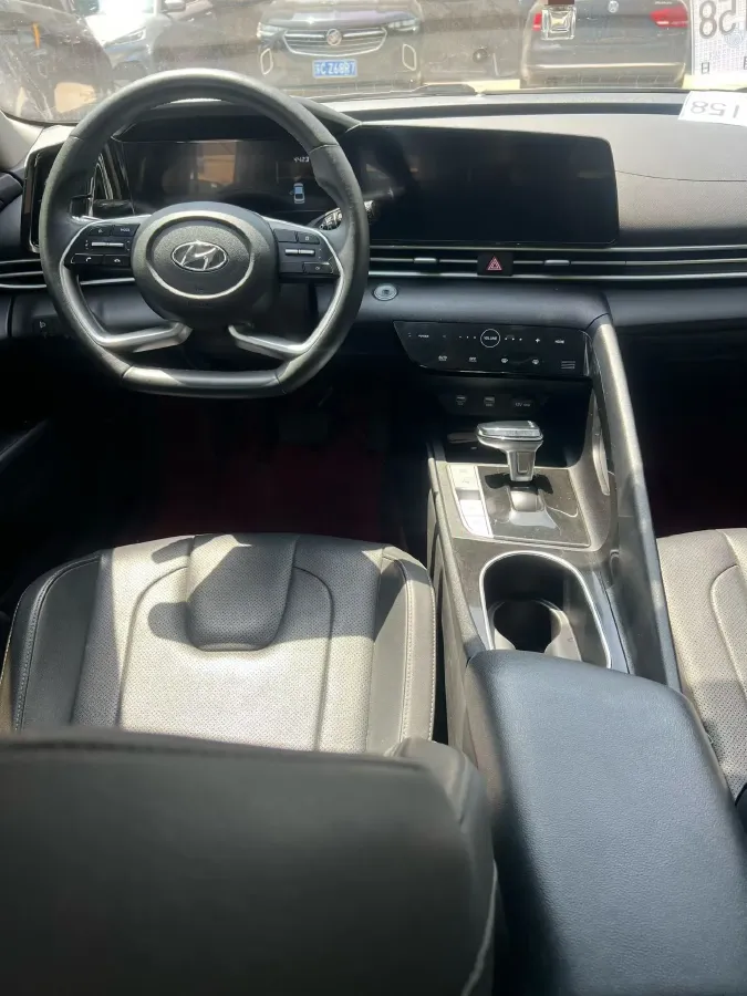 2022 Hyundai Elantra 1.5L 115HP L4 CVT,autocango,china used car exporter,china ev exporter,chinese used car exporter,chinese used ev exporter