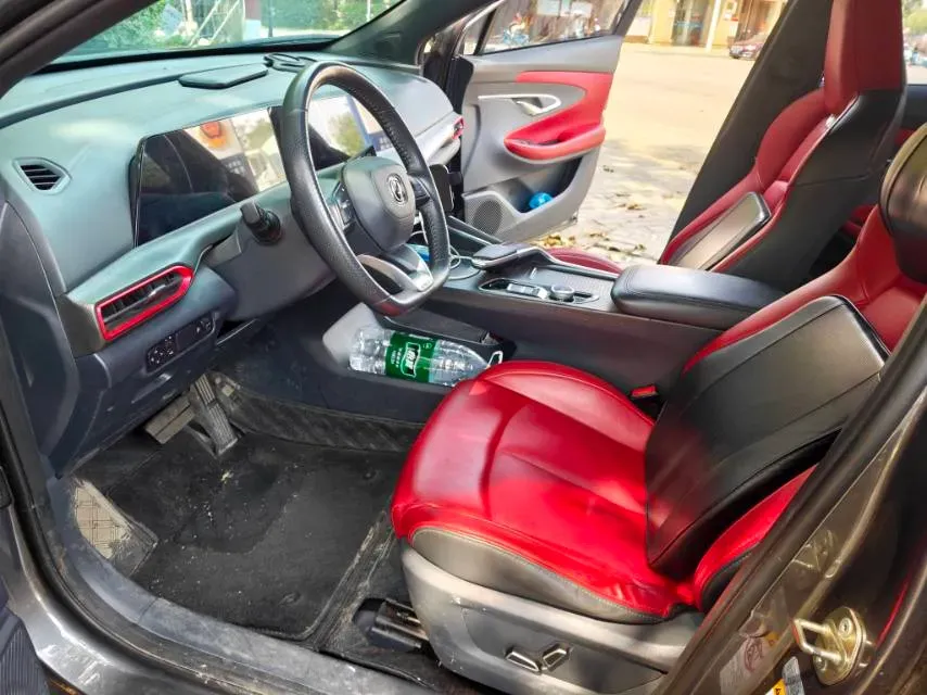 2020 ChangAn UNI-T 1.5T 180HP L4 7DCT,autocango,china used car exporter,china ev exporter,chinese used car exporter,chinese used ev exporter